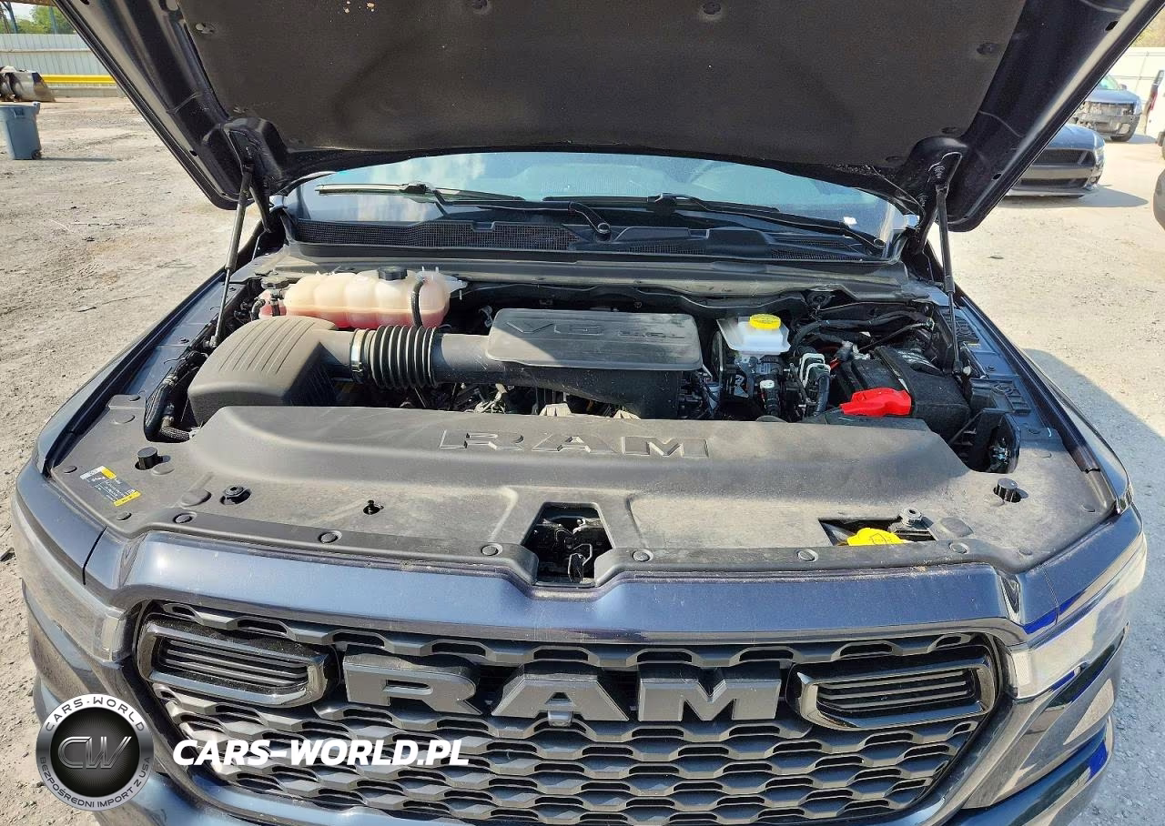 2025 Ram 1500 Tradesman VIN:1C6RREGG2SN216863 - 11