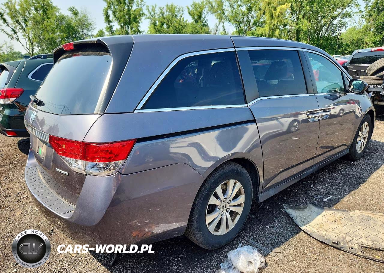 2016 Honda Odyssey Se VIN:5FNRL5H36GB015818 - 3
