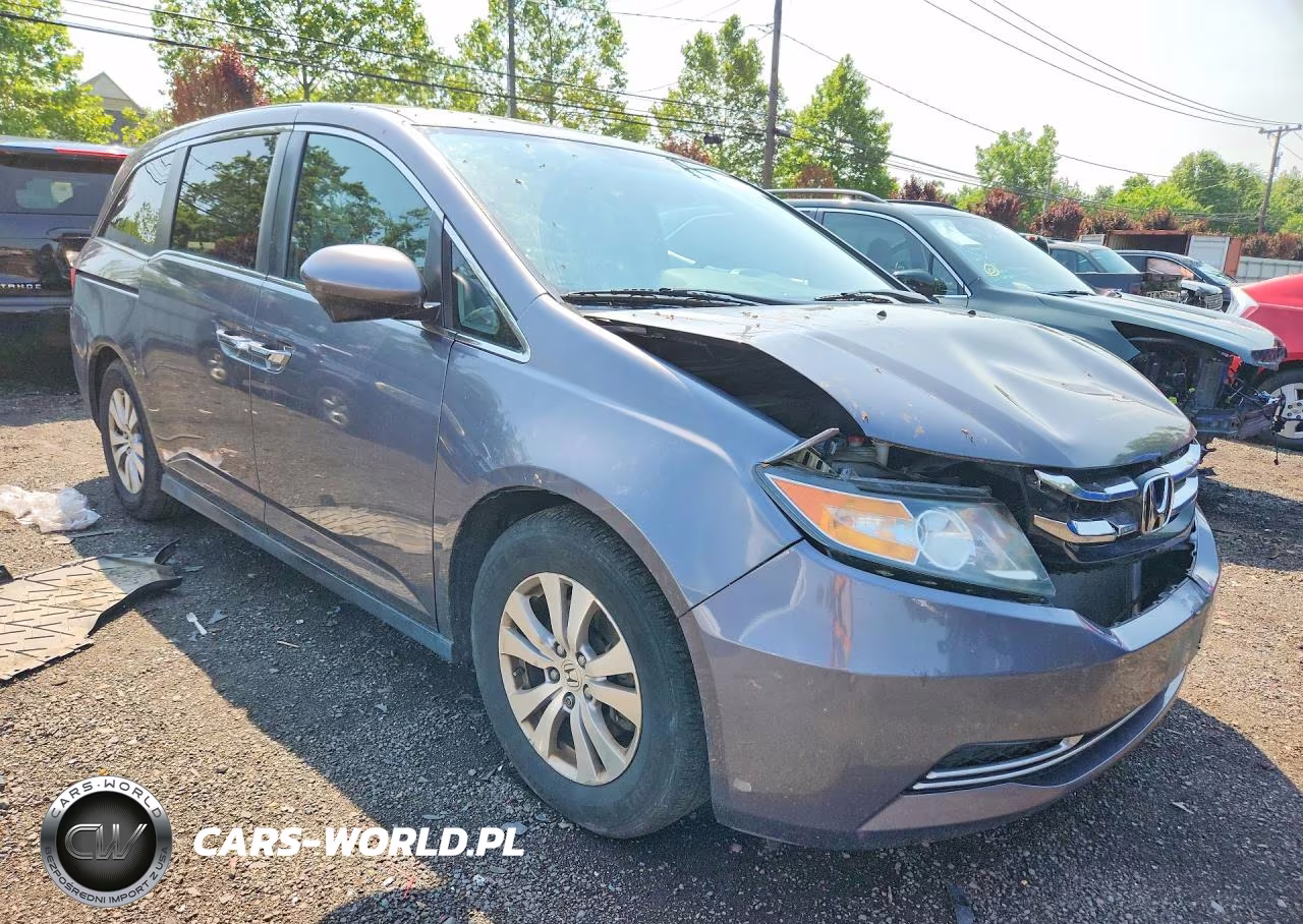 2016 Honda Odyssey Se VIN:5FNRL5H36GB015818 - 4