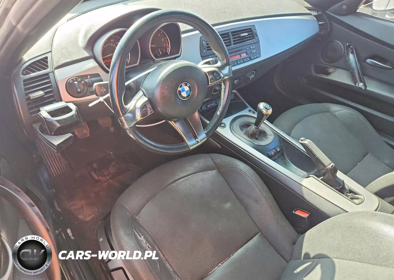 2005 BMW Z4 2.5 VIN:4USBT33595LR70230 - 8