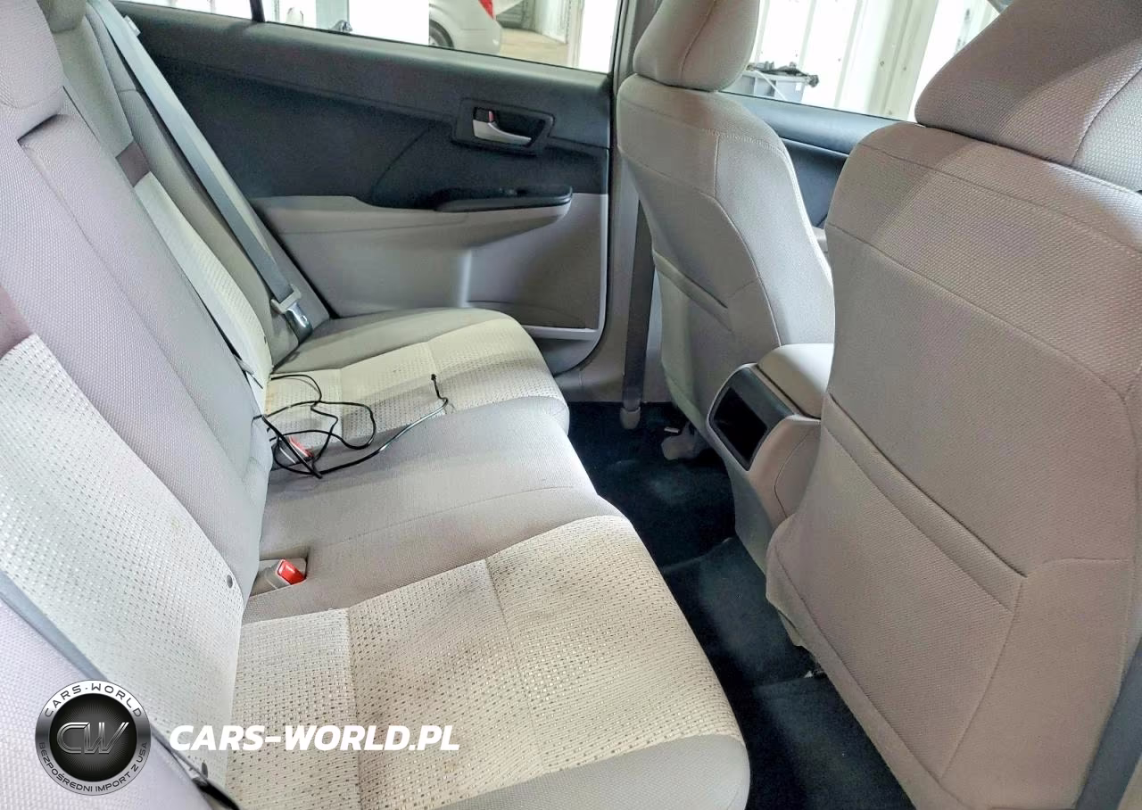 2013 Toyota Camry Le VIN:4T4BF1FKXDR310632 - 10