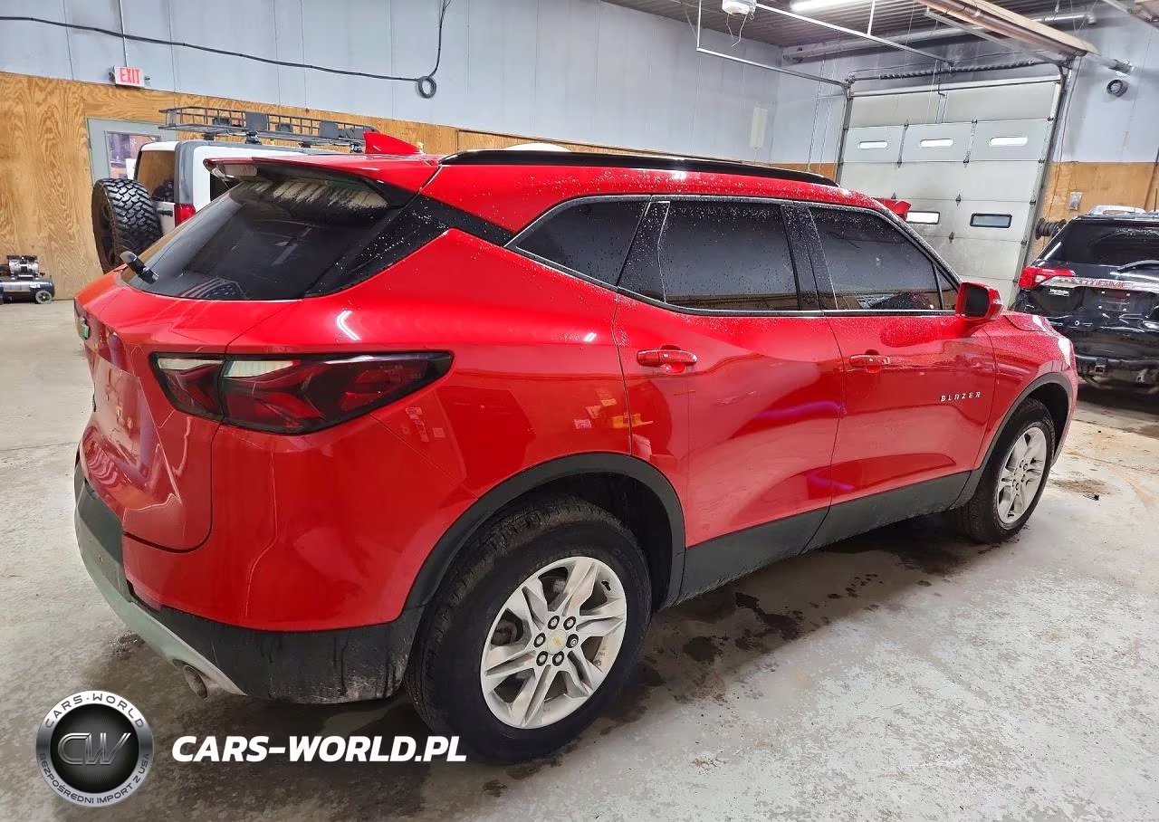 2019 Chevrolet Blazer 1Lt VIN:3GNKBBRA5KS612983 - 3
