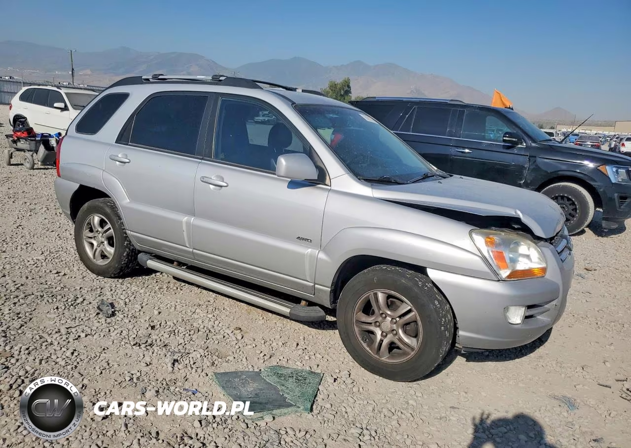 2007 Kia Sportage Lx VIN:KNDJE723677362910 - 4