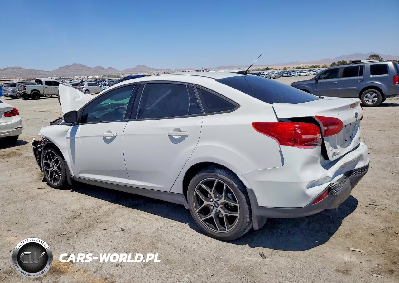 2018 Ford Focus Sel VIN:1FADP3H20JL322888 - 2