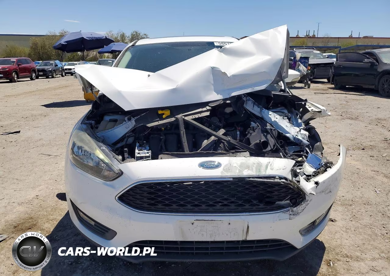 2018 Ford Focus Sel VIN:1FADP3H20JL322888 - 5