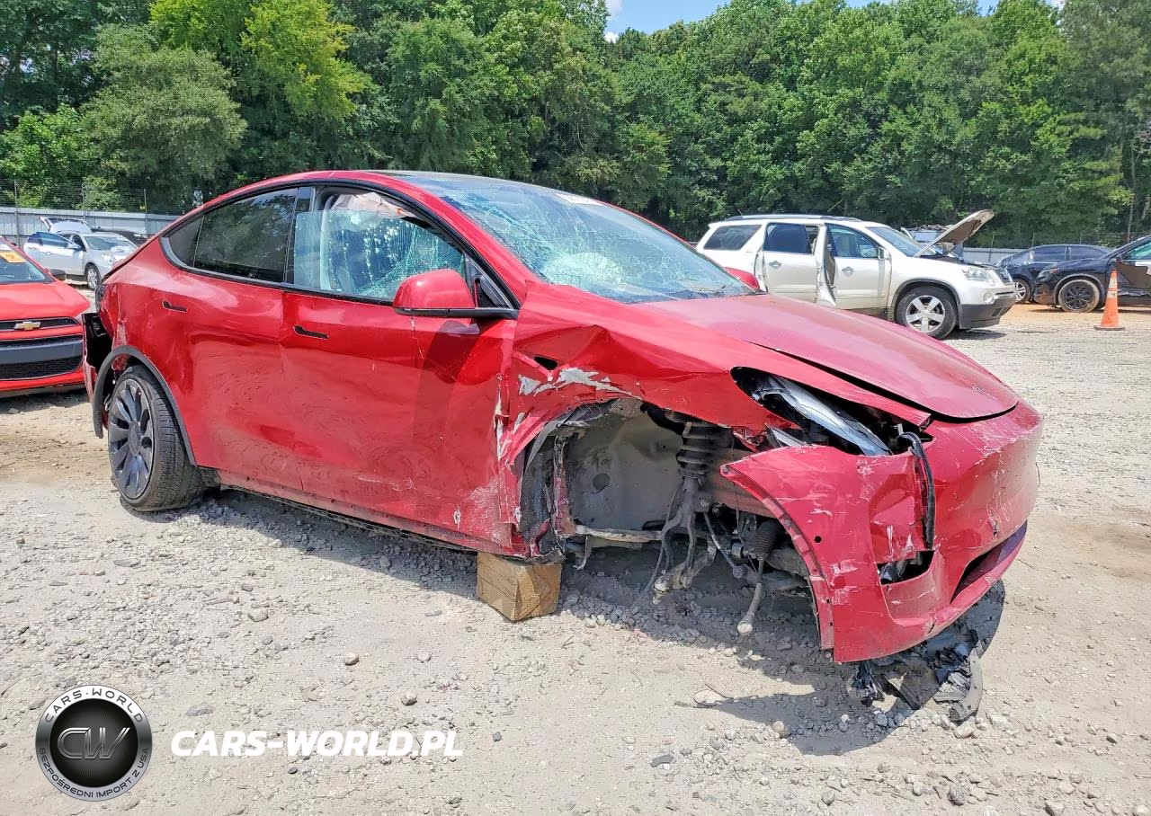 2021 Tesla Model Y VIN:5YJYGDEFXMF305645 - 4