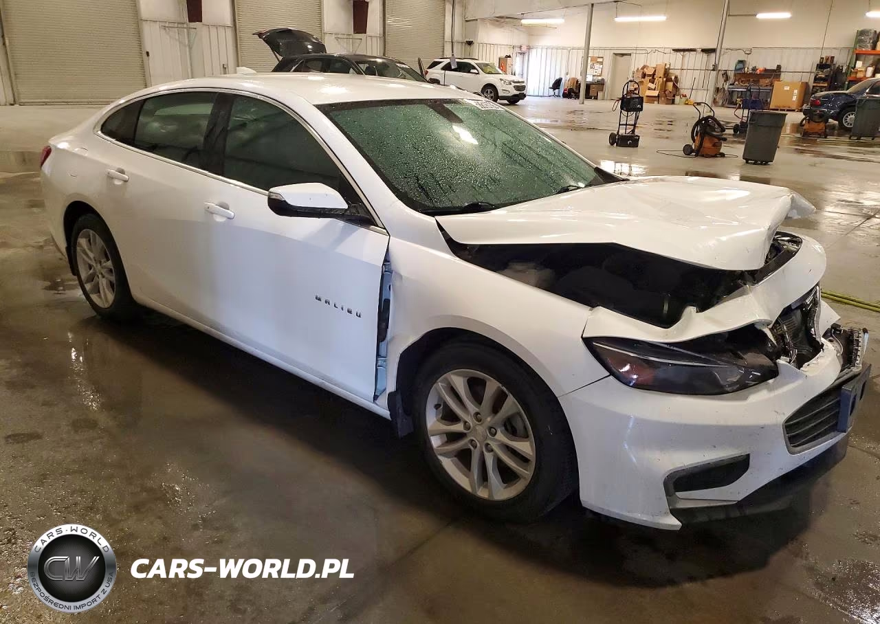 2017 Chevrolet Malibu Lt VIN:1G1ZE5STXHF198178 - 4