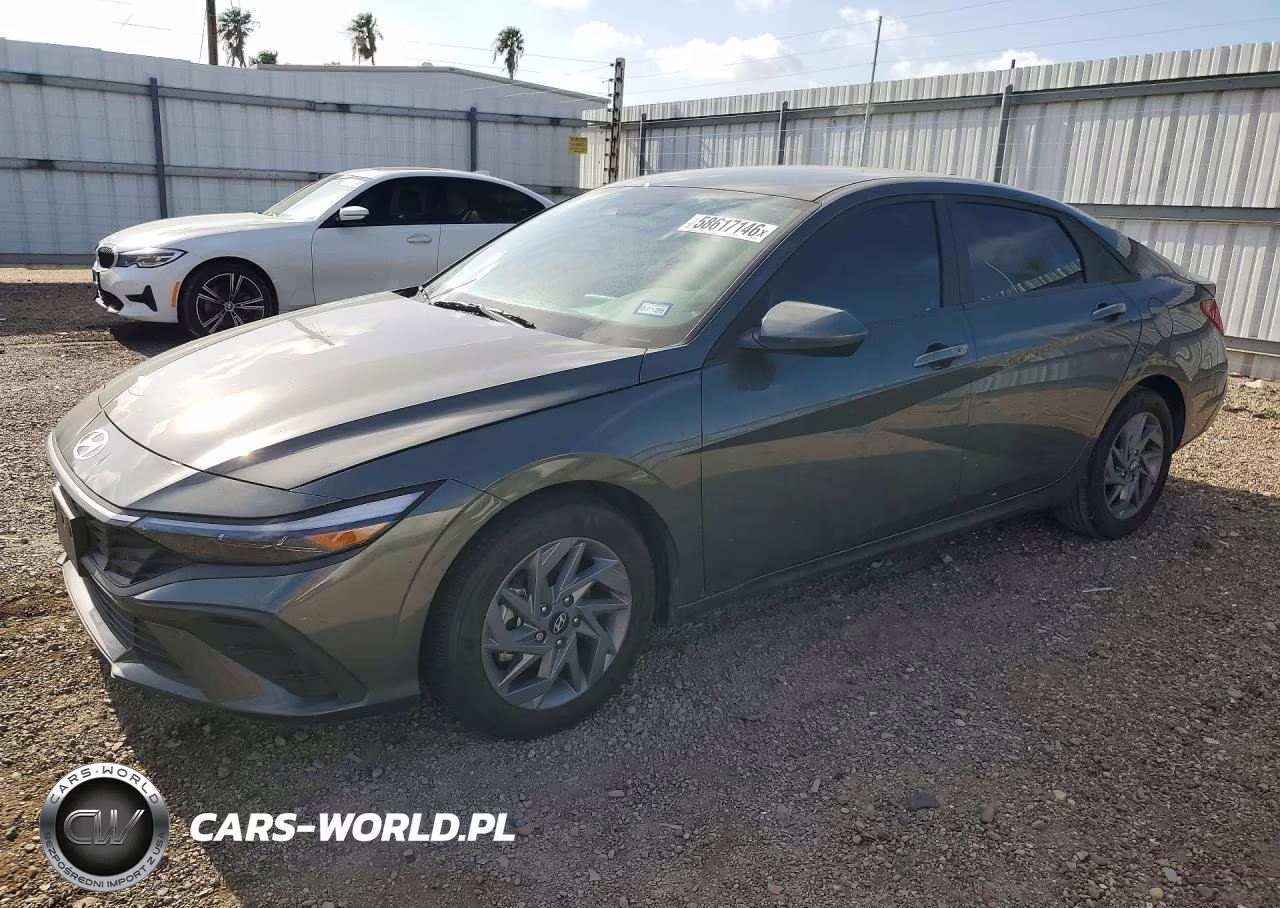 2024 Hyundai Elantra Sel – zdjęcie 1 z 13