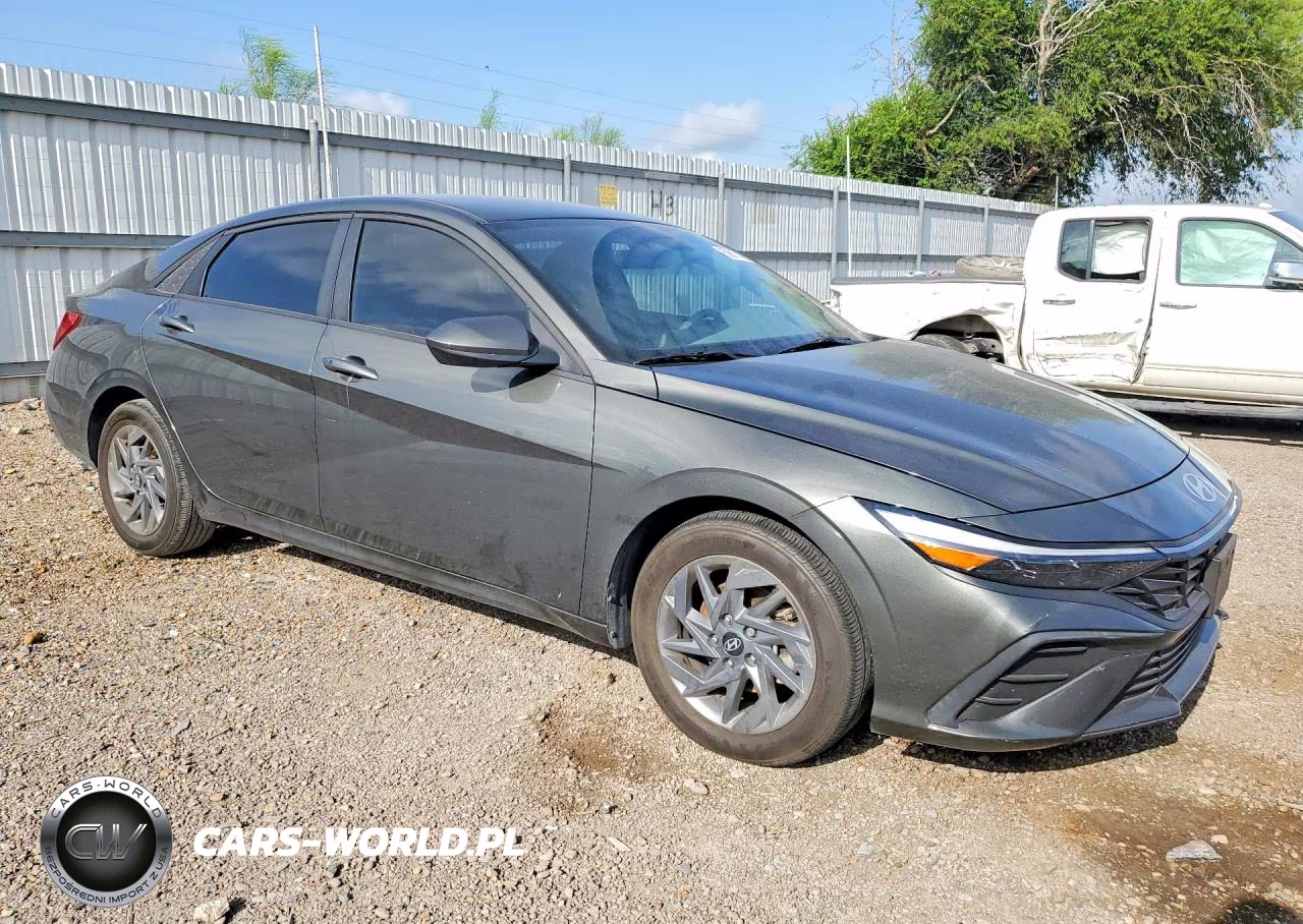 2024 Hyundai Elantra Sel VIN:KMHLM4DG5RU814629 - 4