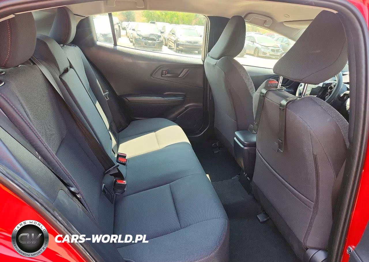 2026 Toyota Prius Plug-In Hybrid Se VIN:JTDACACU8T3069604 - 10