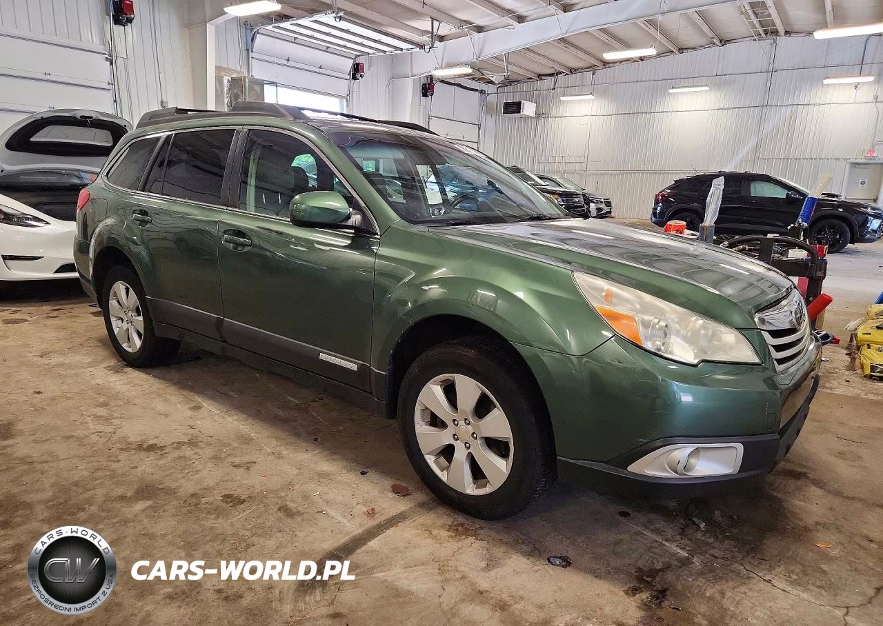 2010 Subaru Outback 2.5I Premium VIN:4S4BRCCC4A3346019 - 4