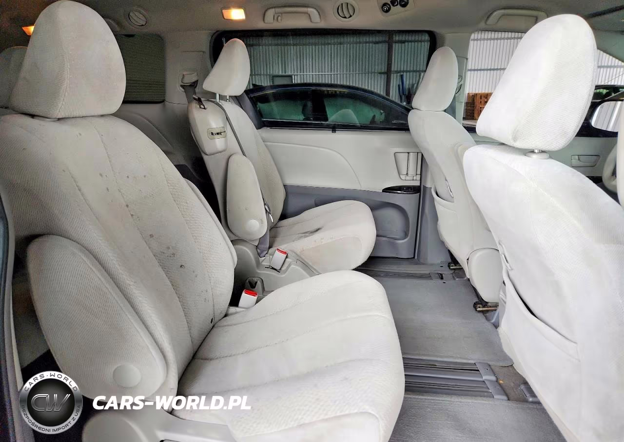 2011 Toyota Sienna Le VIN:5TDKK3DC6BS033710 - 11