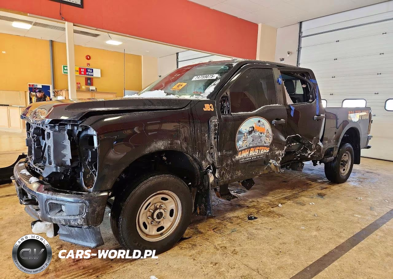 2023 Ford F250 Super Duty – zdjęcie 1 z 12