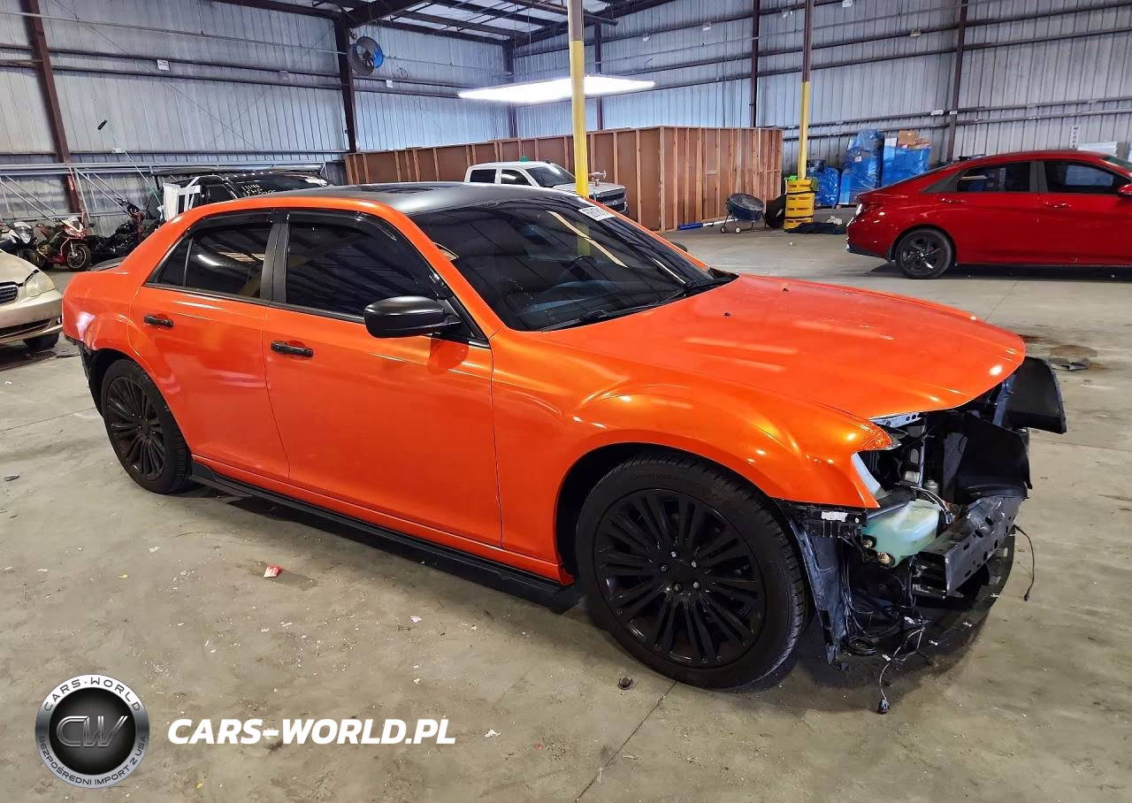 2012 Chrysler 300 S VIN:2C3CCABG0CH279295 - 4