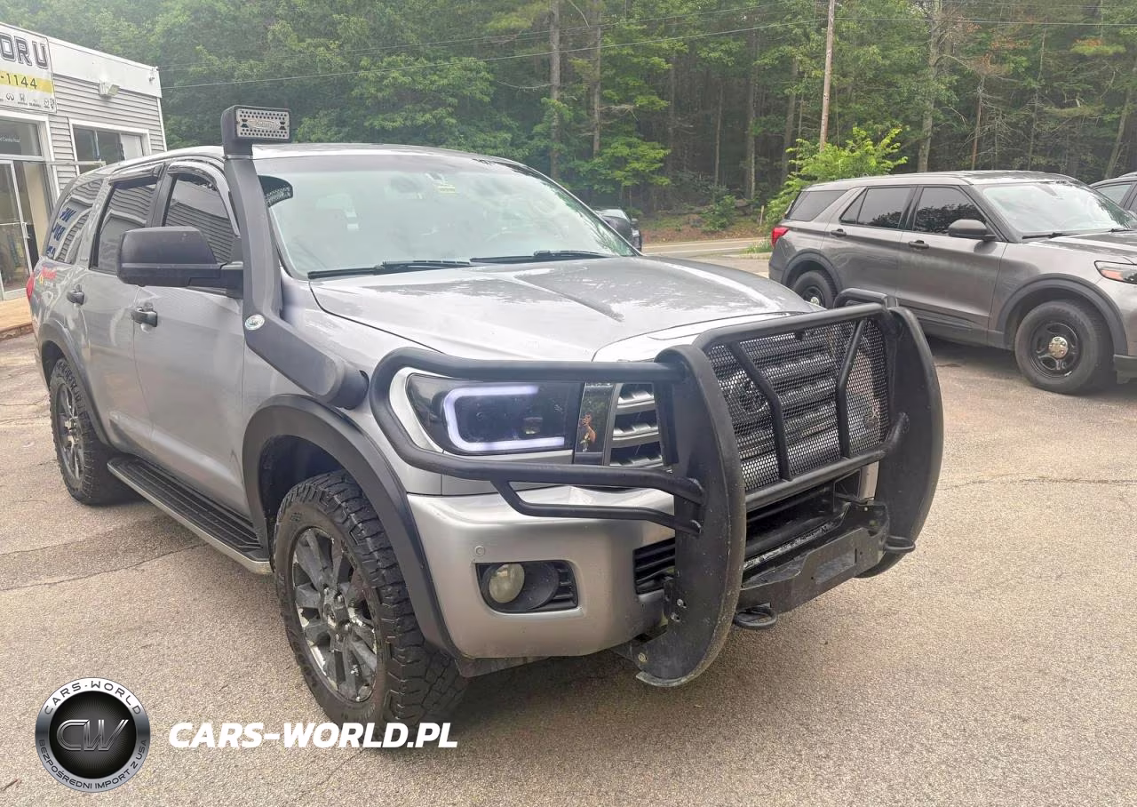 2010 Toyota Sequoia Platinum