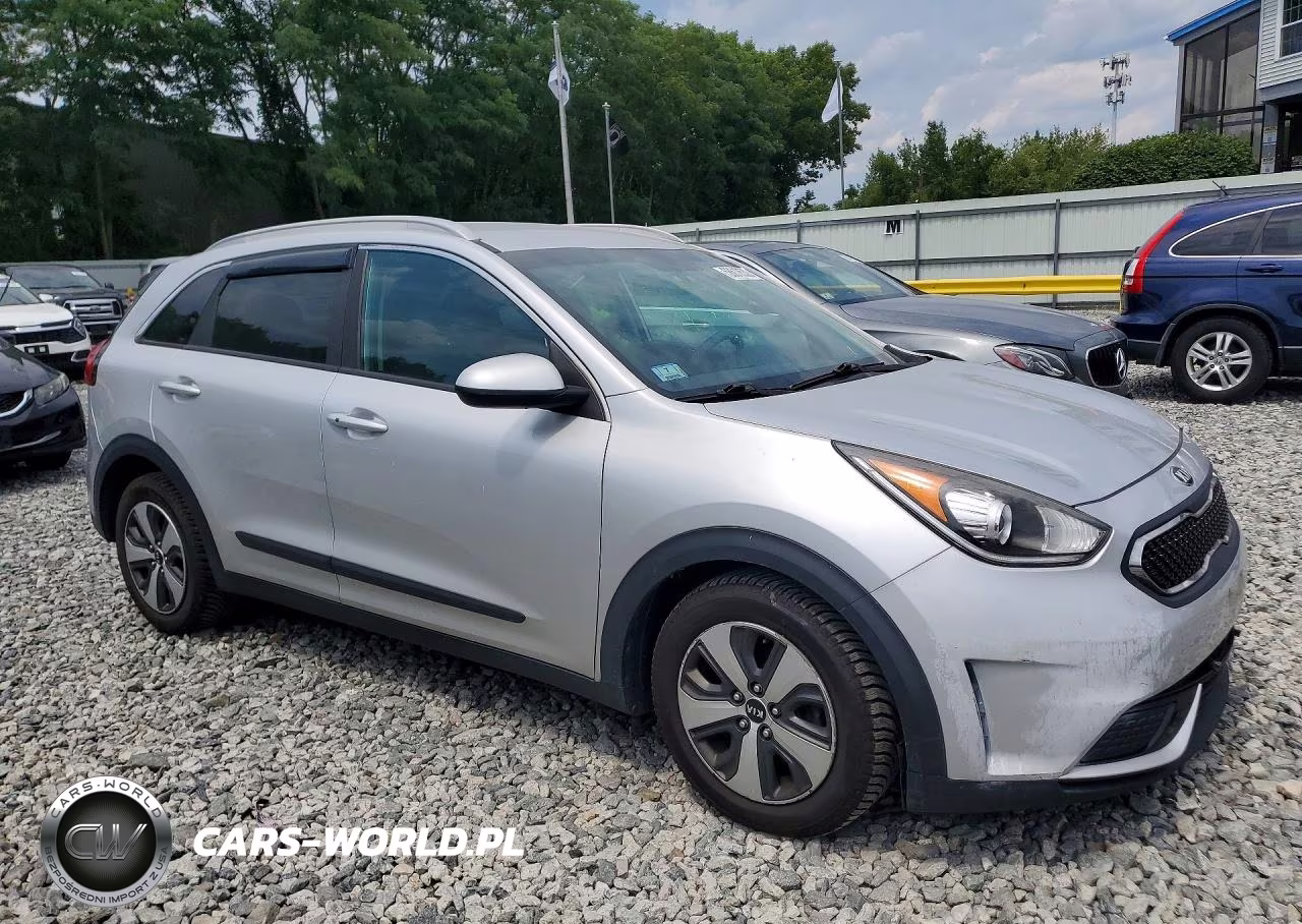 2017 Kia Niro Lx VIN:KNDCB3LC2H5049035 - 4