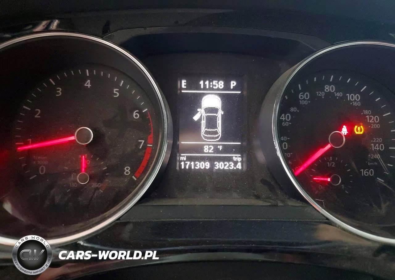2016 Volkswagen Jetta Sport VIN:3VWD17AJXGM216442 - 9