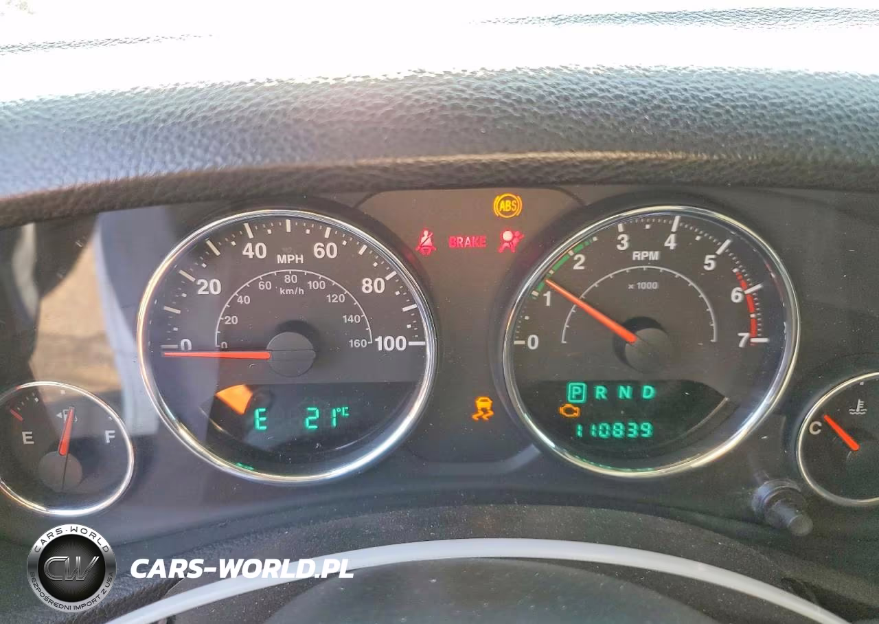 2011 Jeep Wrangler Sport VIN:1J4AA2D1XBL548163 - 9