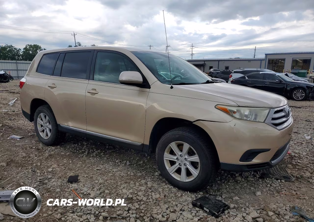2011 Toyota Highlander Base VIN:5TDZA3EH5BS016196 - 4