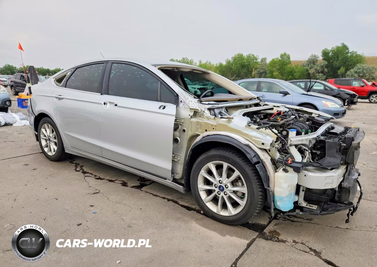2017 Ford Fusion Se VIN:3FA6P0H71HR117871 - 4
