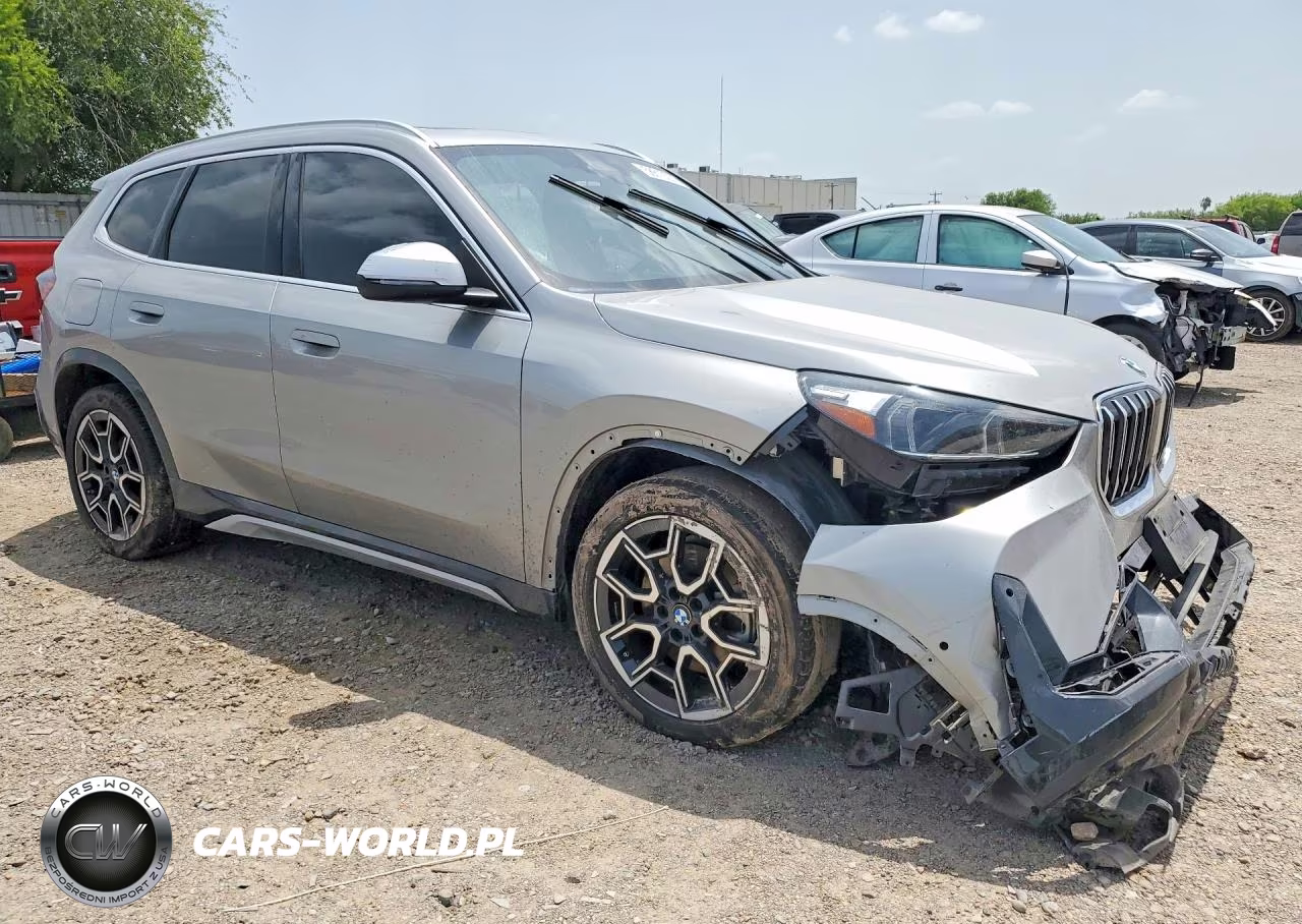 2023 BMW X1 xDrive28I VIN:WBX73EF09P5X34548 - 4