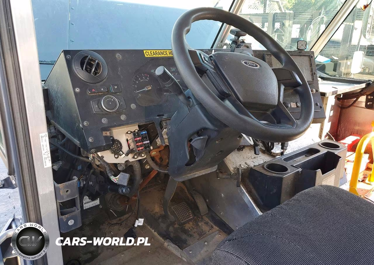 2020 Ford F59 Delivery Van VIN:1F65F5KN6L0A00912 - 8
