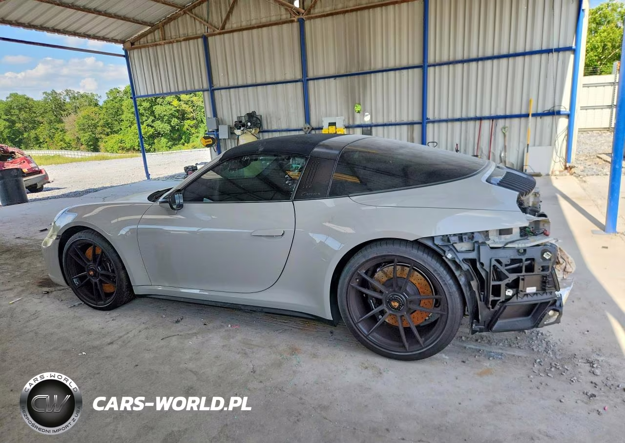 2023 Porsche 911 Targa 4S VIN:WP0BB2A97PS233173 - 2