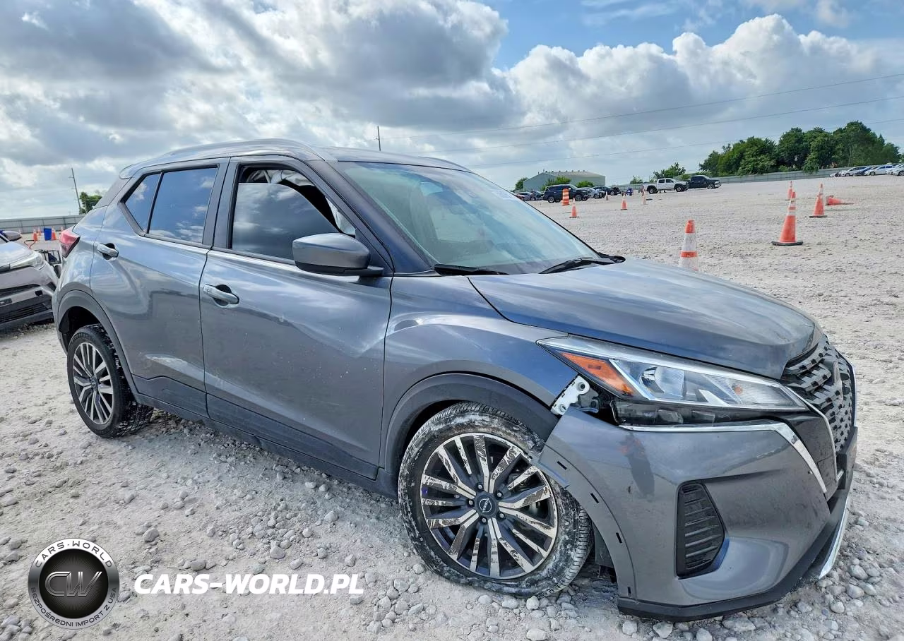 2022 Nissan Kicks Sv VIN:3N1CP5CVXNL518210 - 4