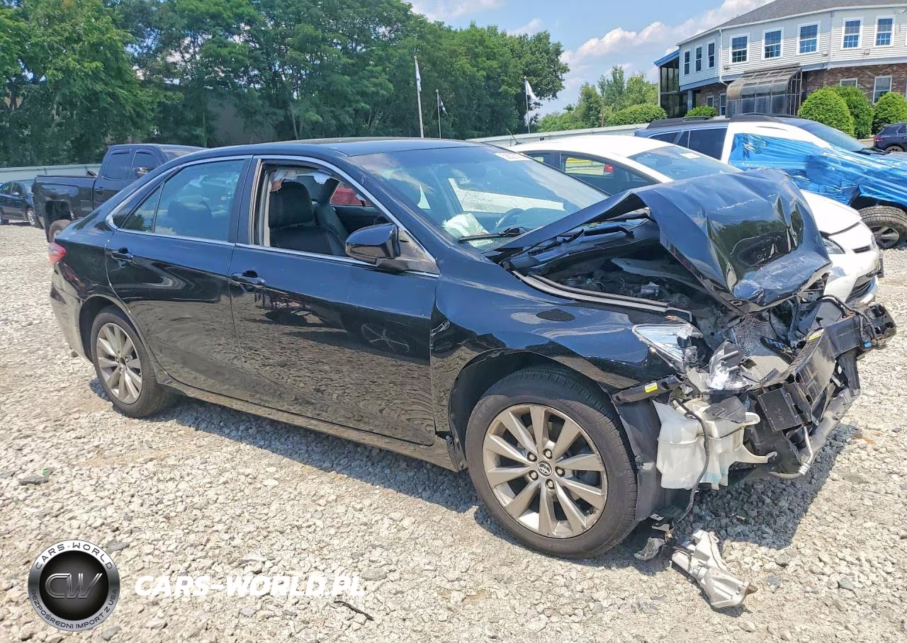 2015 Toyota Camry Xle VIN:4T4BF1FK4FR471268 - 4