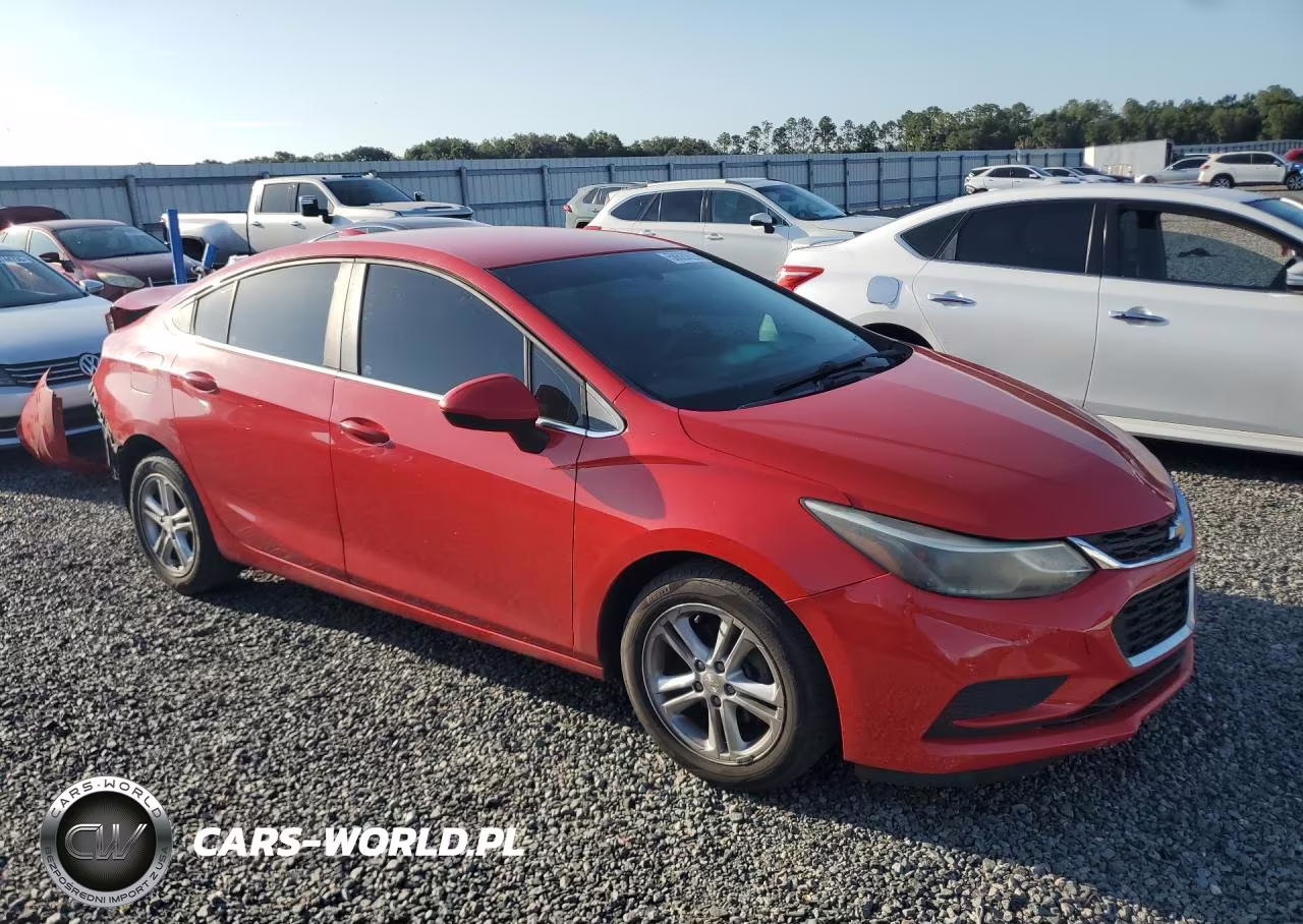 2017 Chevrolet Cruze Lt VIN:1G1BE5SM0H7219916 - 4