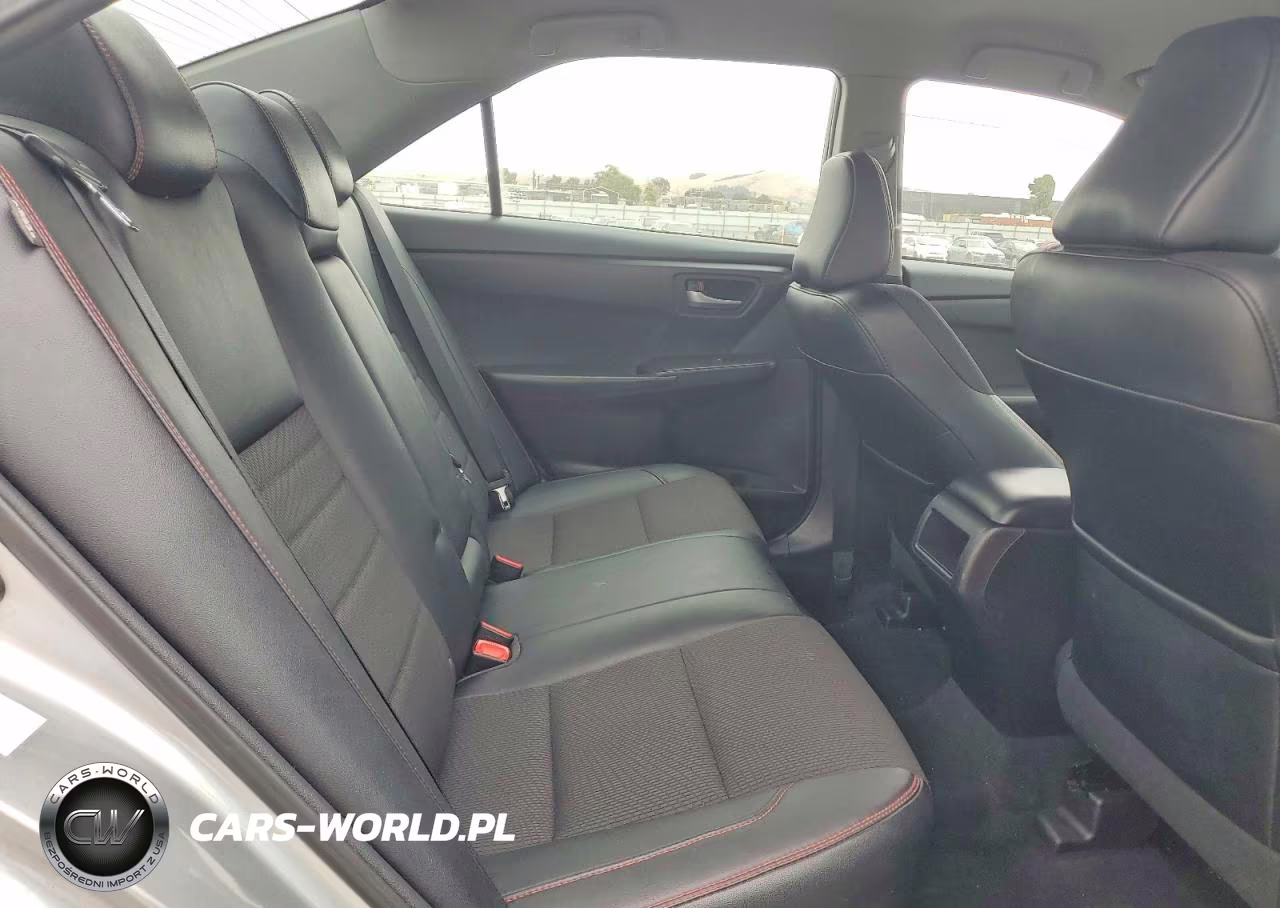 2017 Toyota Camry Se VIN:4T1BF1FK1HU730781 - 10