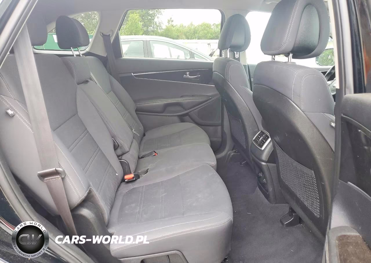 2016 Kia Sorento Lx VIN:5XYPG4A34GG048177 - 11