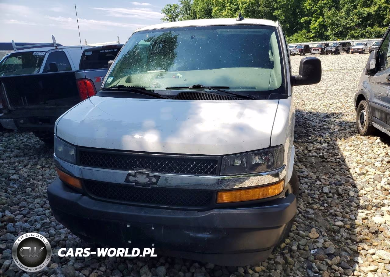 2023 Chevrolet Express 2500 Cargo Delivery Van VIN:1GCWGBFP6P1258887 - 5