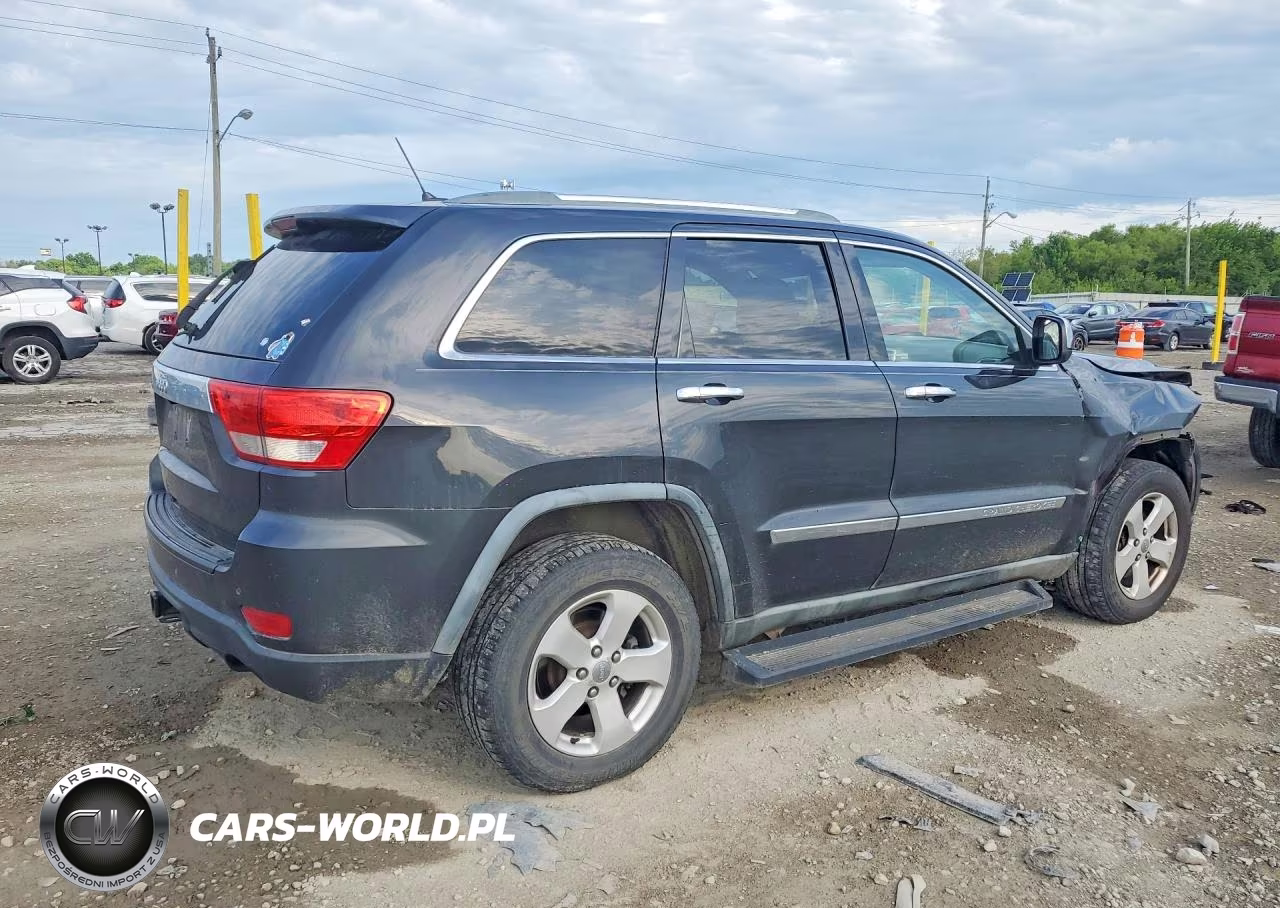 2011 Jeep Grand Cherokee Laredo VIN:1J4RR4GG5BC544187 - 3