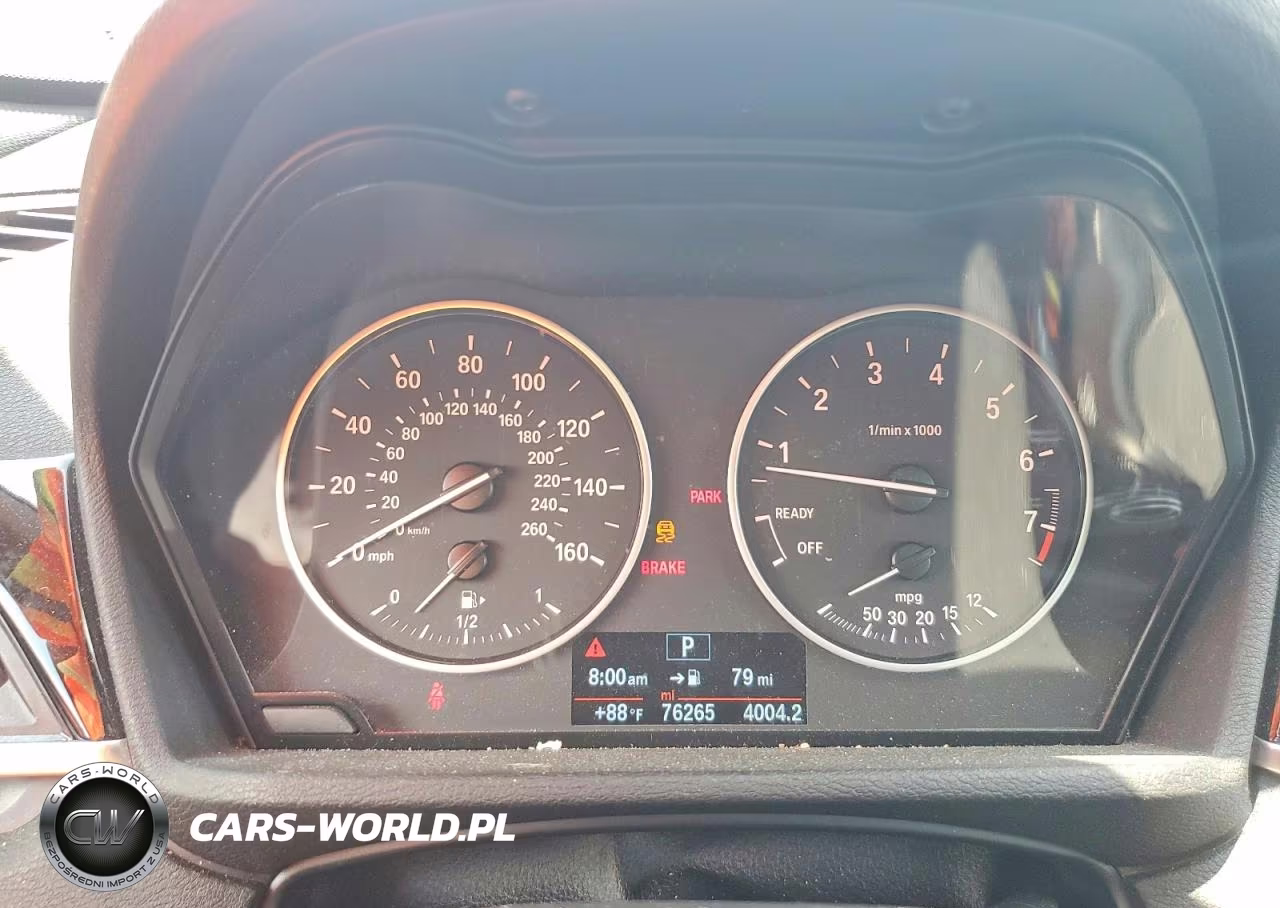 2018 BMW X1 xDrive28I VIN:WBXHT3C36J5L24529 - 9
