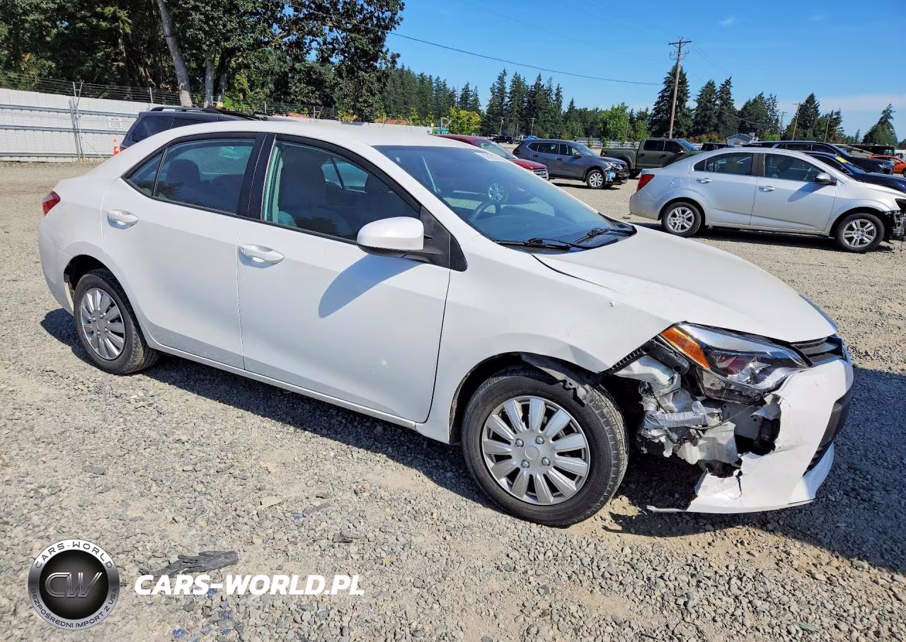 2014 Toyota Corolla L VIN:5YFBURHE0EP136093 - 4