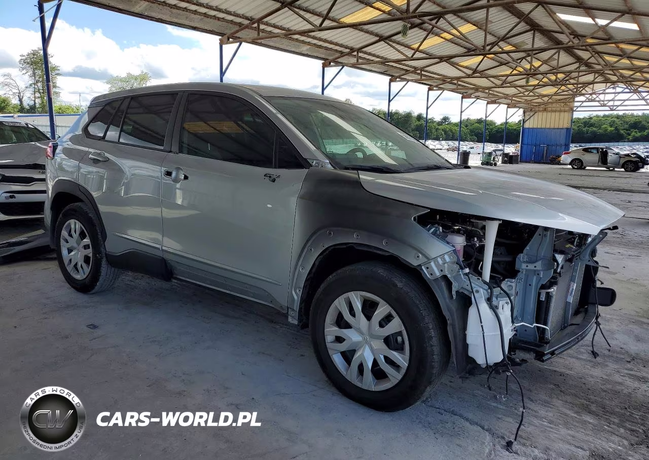 2022 Toyota Corolla Cross L VIN:7MUAAAAG9NV021104 - 4