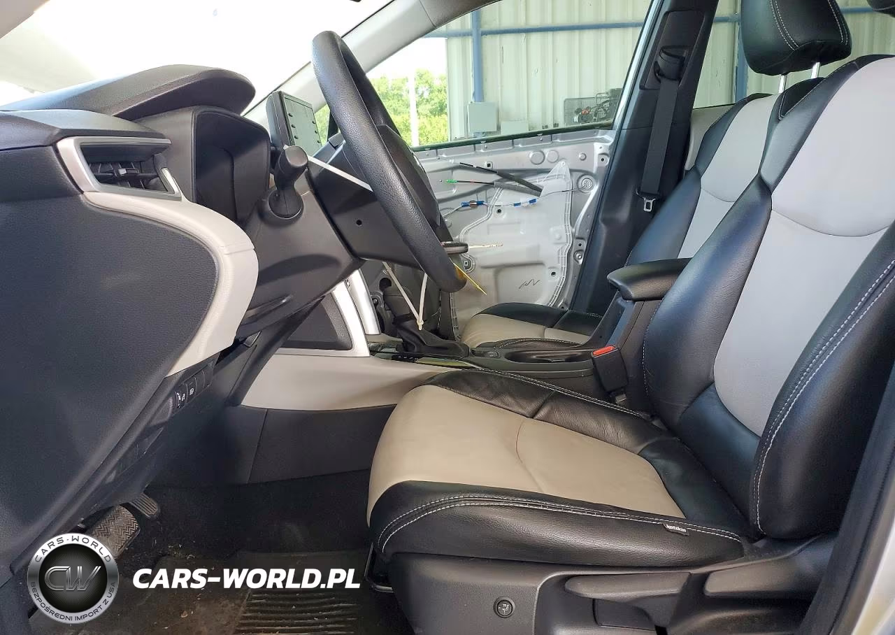 2022 Toyota Corolla Cross L VIN:7MUAAAAG9NV021104 - 7