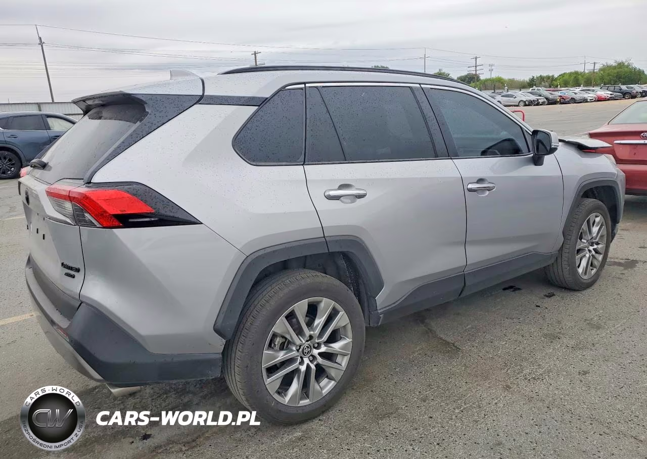 2022 Toyota Rav4 Limited VIN:2T3N1RFV3NW324539 - 3