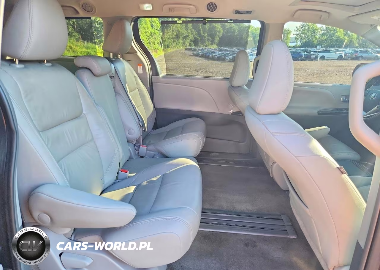 2018 Toyota Sienna Xle 8-Passenger VIN:5TDYZ3DC8JS943671 - 11