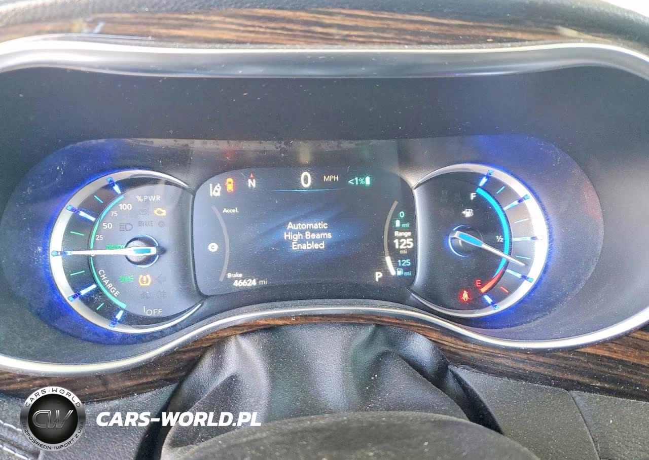 2022 Chrysler Pacifica Hybrid Limited VIN:2C4RC1S71NR227614 - 9