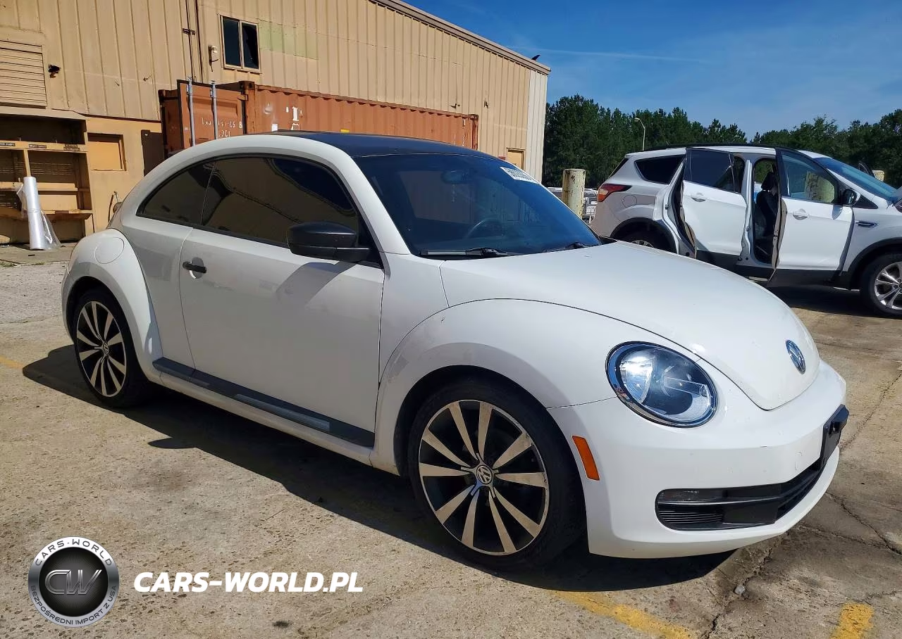 2012 Volkswagen Beetle VIN:3VWFP7AT4CM615754 - 4