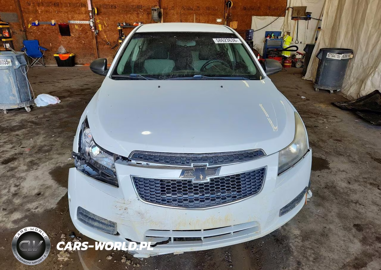 2011 Chevrolet Cruze Ls VIN:1G1PC5SH8B7297690 - 5