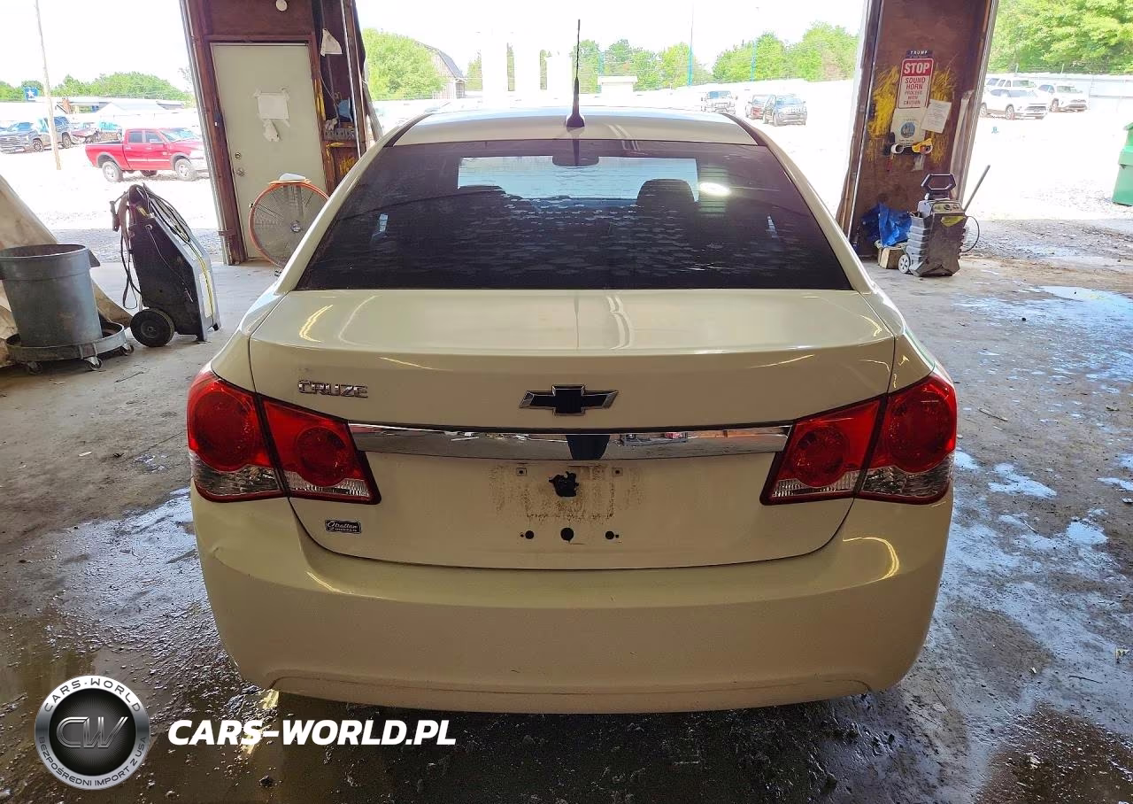 2011 Chevrolet Cruze Ls VIN:1G1PC5SH8B7297690 - 6
