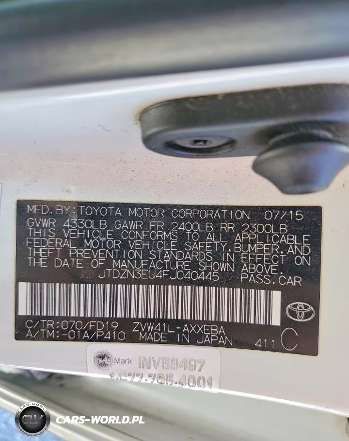 2015 Toyota Prius V Three VIN:JTDZN3EU4FJ040445 - 12