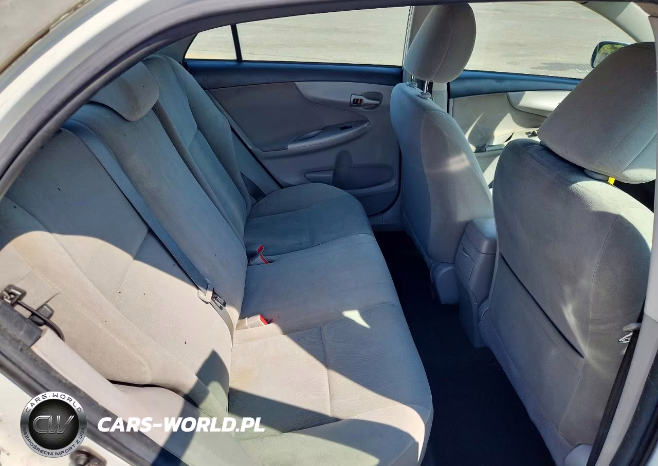 2013 Toyota Corolla Le VIN:5YFBU4EE0DP133183 - 10
