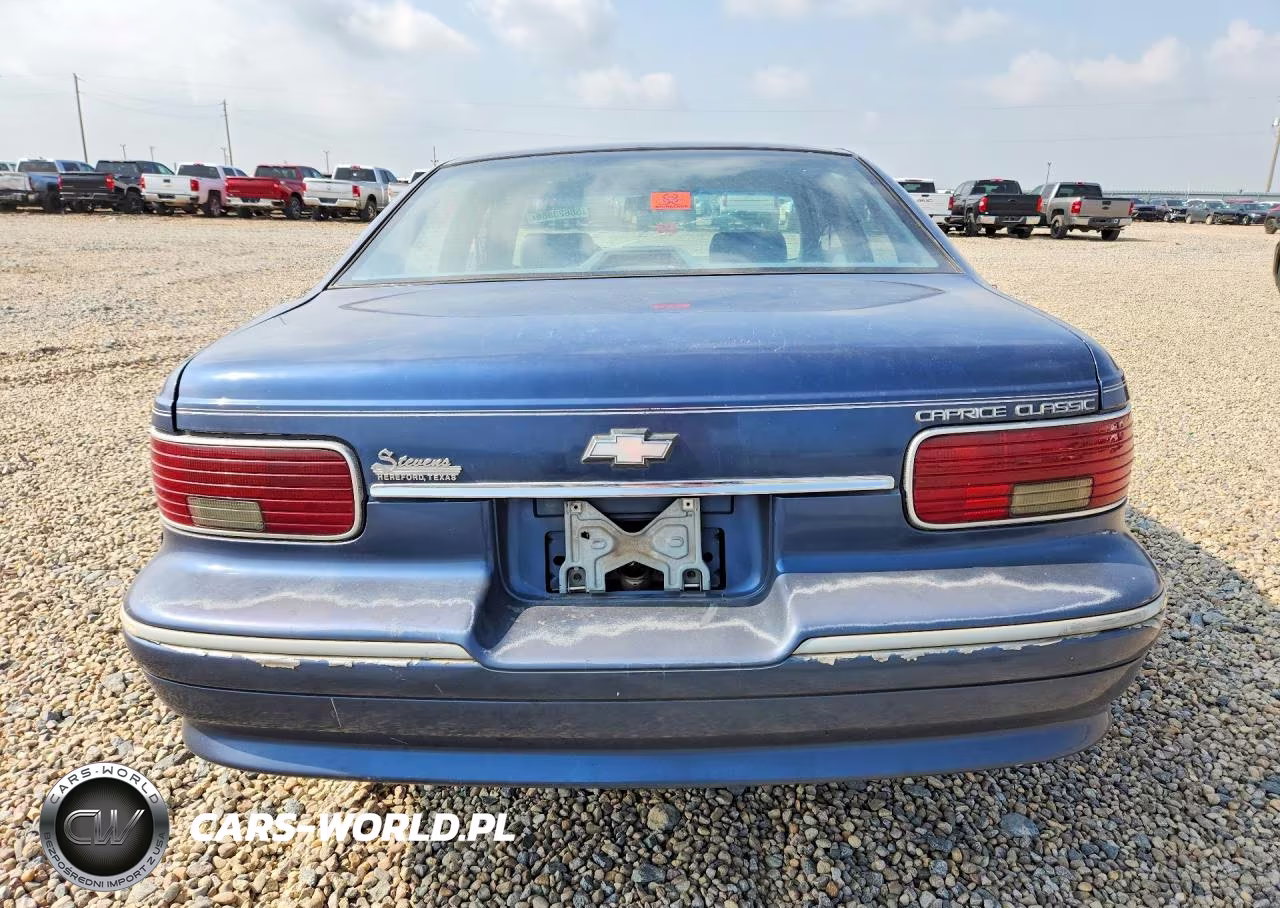 1995 Chevrolet Caprice Classic VIN:1G1BL52W3SR149217 - 6