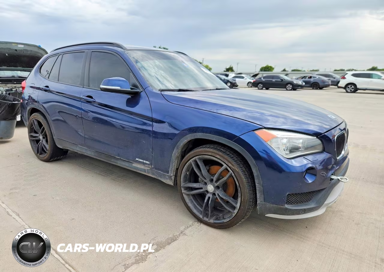 2015 BMW X1 xDrive28I VIN:WBAVL1C59FVY36845 - 4