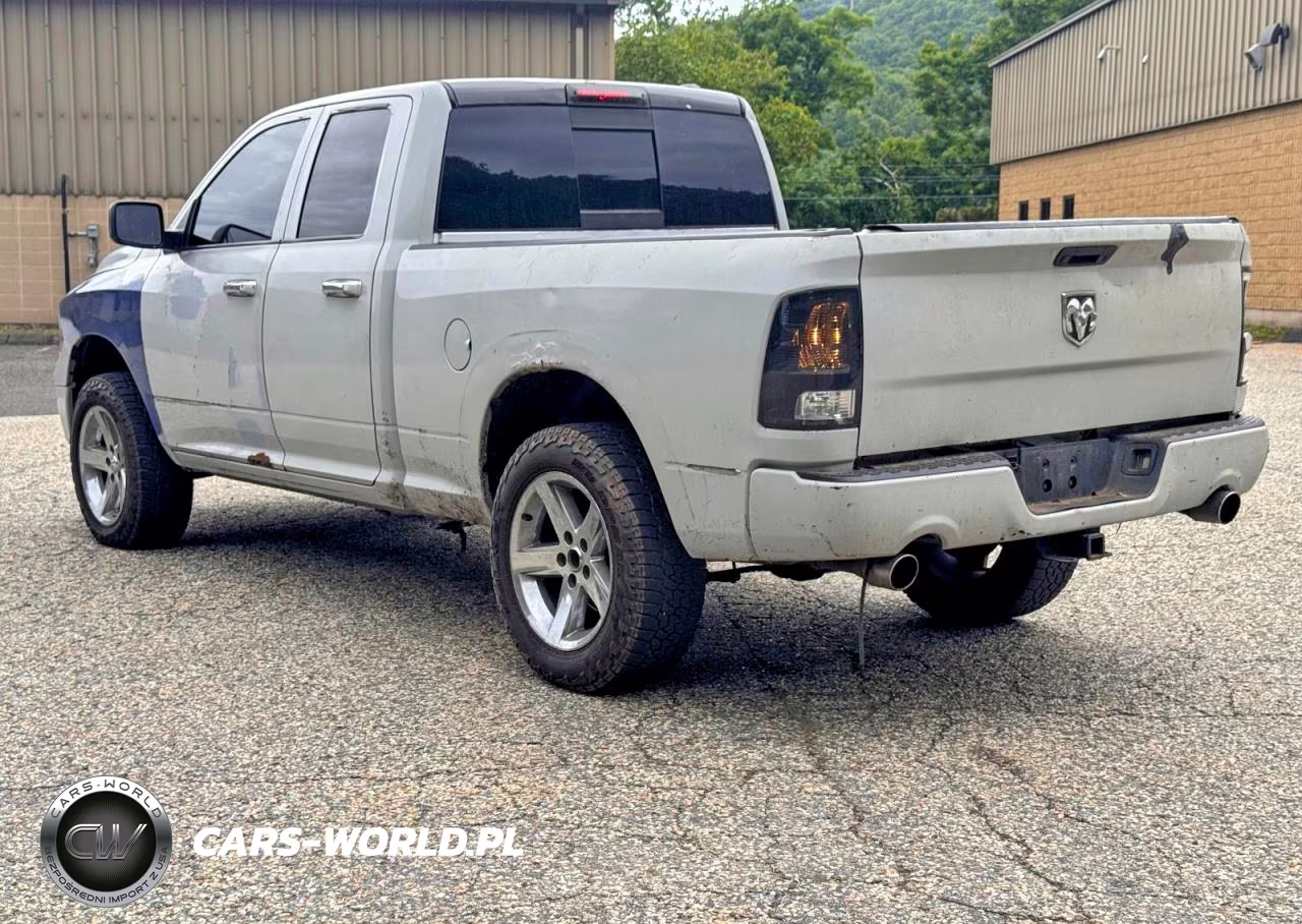2011 Dodge Ram 1500 VIN:1D7RV1GT0BS669896 - 3