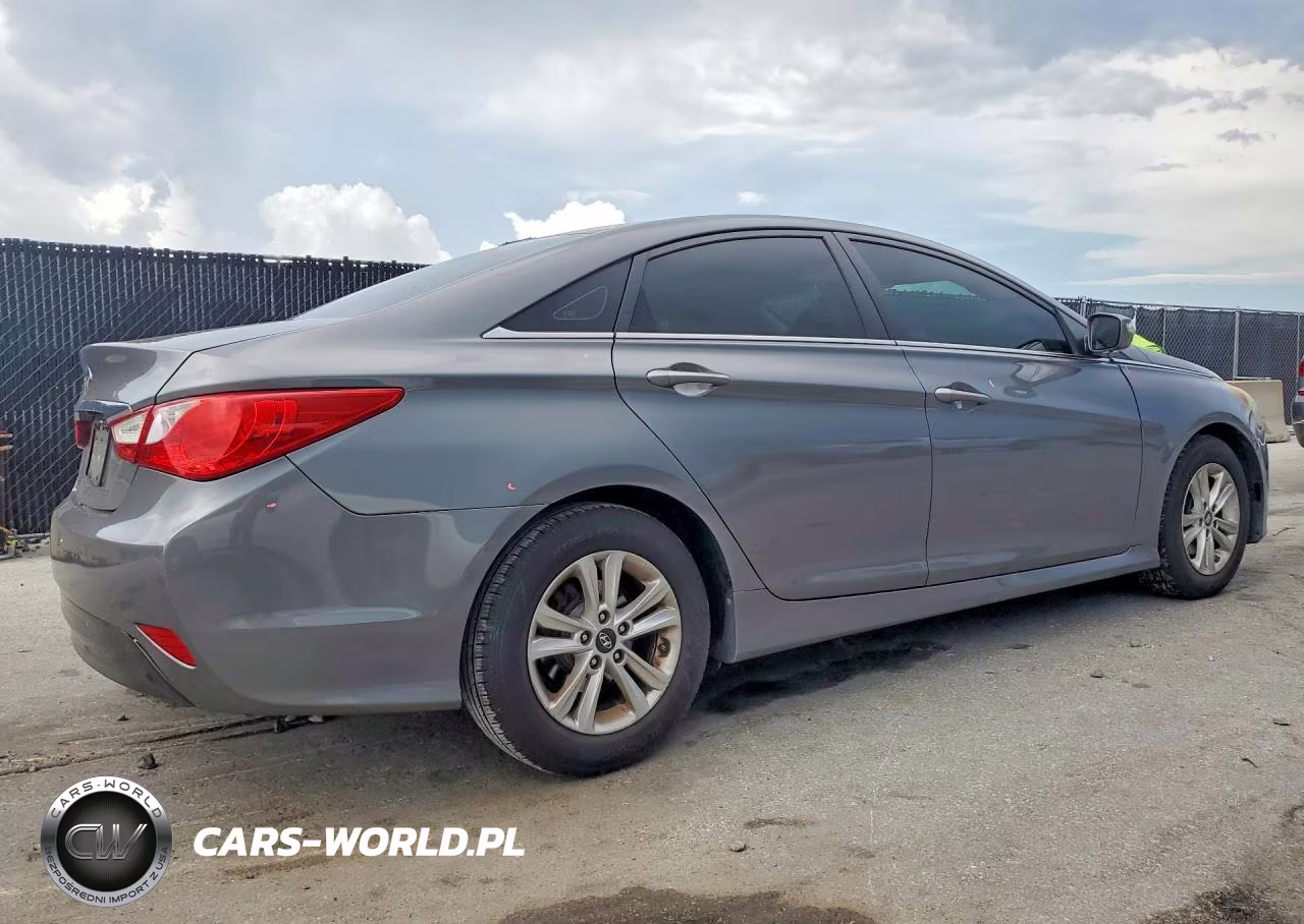 2014 Hyundai Sonata Gls VIN:5NPEB4AC5EH899948 - 3